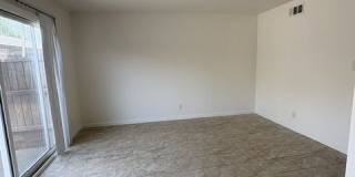 310 S Argyle 106 Gallery 23
