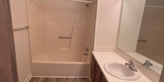 ****** HALF OFF FIRST FULL MONTH OF RENT!! ****** Gallery 6