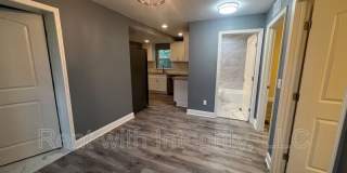 2062 Hollywood Drive Gallery 11