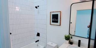 ABSOLUTELY UNBELIEVABLE NEW HIGH END CUSTOM HOME! Gallery 32