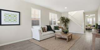 SPACIOUS & CLEAN 2 STORY, 4 BEDROOM, 2.5 BATH IN NATOMAS Gallery 5