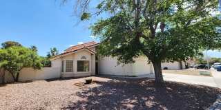 Gorgeous 4 Bedroom corner lot home Gallery 4