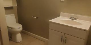 Large 3 bedroom House! Gallery 19