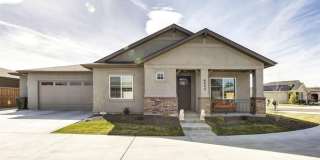 Beautiful 3 bed, 2 bath home in SpurWing Greens Subdivision! Gallery 1