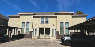 1502 West Fig Avenue Gallery 1