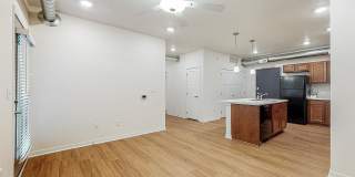 Melbourne Gallery 16