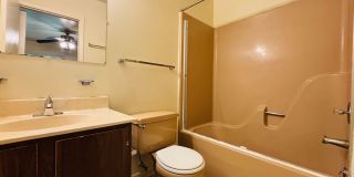 3 Bedroom 2.5 Bath Townhouse Gallery 16