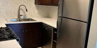 GORGEOUS Downtown Apartment!!! Gallery 6