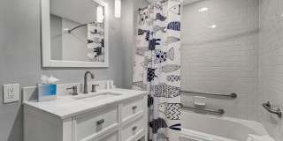 9800 Grand Sandestin Boulevard Gallery 9