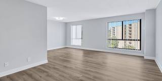 Cityside Huntington Metro Apartments - Affordable Housing Gallery 3