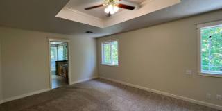 Tri-Level Spring Blvd Home Gallery 60