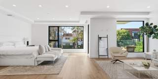 725 N Croft Ave unit: 110 Gallery 4