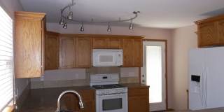 Beautiful 5 Bedroom Home in Heart of Loveland Gallery 5