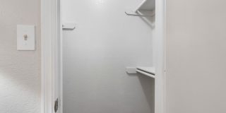 Sheridan Springs Apartments Gallery 14