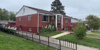11807 ROCKING HORSE Road Gallery 2