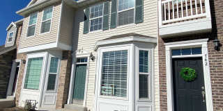 Fabulous Salem Townhome!! Gallery 1