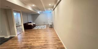 432 Jarrard Street Gallery 36