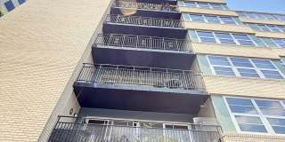 2 Bedroom/ 2 Bath condo on West End, 1 assigned covered parking spot, Small Storage Space included, Secured Entry Gallery 21