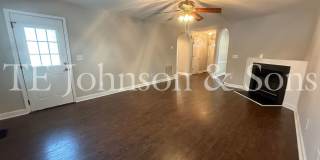 Charming One Level 3 Bedroom Home with Fenced Yard, Garage, and Deck Gallery 7