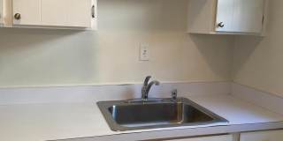 1300 N MEADE Street Gallery 15