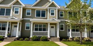 982 Lake Ridge Drive Gallery 1