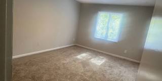 Spacious One Bedroom Unit- Move In Special! Gallery 11