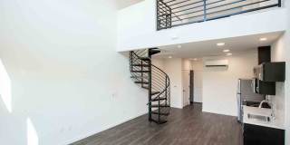 The Angelino Gallery 18