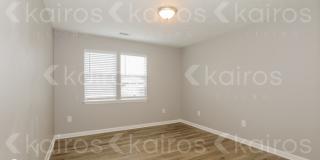 415 Deerpark Drive Gallery 11