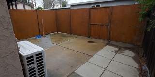 Charming 2bedroom, 2bath home, Like New near Land Park Area and City College. Gallery 19