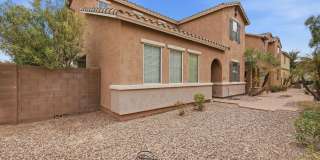 HOME IN ROGER'S RANCH IN LAVEEN-COMMUNITY POOL Gallery 1