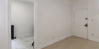 The Onyx on Sheridan Gallery 11