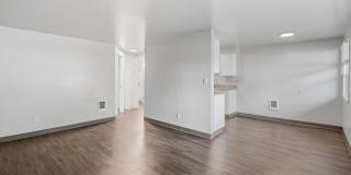 10th Ave. Apartments Gallery 19