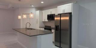 744/746 EISENHOWER Boulevard Gallery 7