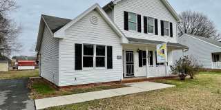 701 Dendron Street, Hopewell Gallery 1