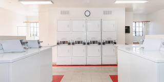 Broadmoor Apartments Gallery 1