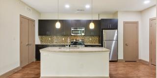 Lakeline East Gallery 49