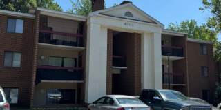 Two Bedroom Two Bath Condo Close To Newtown Gallery 1