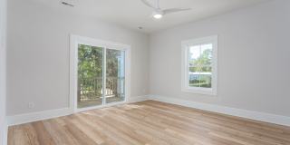 112 Seagate Place Gallery 7