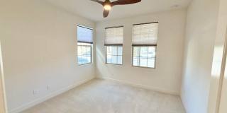 Gorgeous 4 bed 3 bath in the desired Portola Springs Gallery 6