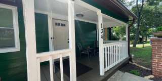 Charming Fully Renovated 2BR/1BA Near Both Hospitals – Washer/Dryer Included! Gallery 23