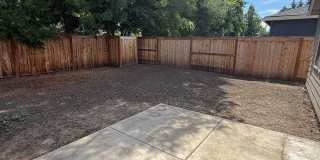 Beautiful 3 Bedroom 2 Bathroom Home Available Now Gallery 17