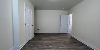 Updated 3BR 1.5 Bath House plus off street parking spot Updated 3BR 1.5 Bath House plus off street parking spot Gallery 27