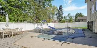 405 Burnet Place Gallery 27