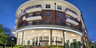 Overture Buckhead South Age 55+ Apartment Homes Gallery 6
