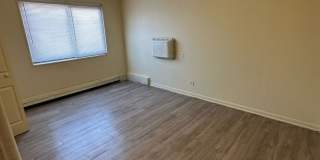 6112 South King Dr. Gallery 1