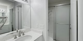 Stylish 2BD/2BA Condo in Mira Mesa's Summit Ridge Community with Private Patio & Pool Access Gallery 14