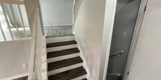 Beautifully remodeled 3 bedroom, 2.5 bath, 2 car garage Gallery 17