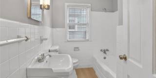 2728 Winburn Terrace Gallery 9