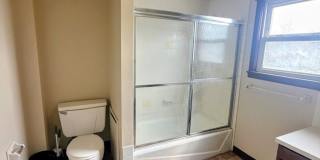 Three bedroom one bathroom home for rent Gallery 11