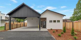 Beautiful Single-Family Home in Pacific, WA! Gallery 1